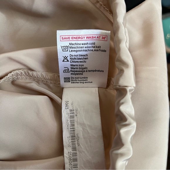 Boohoo- Cropped Hooded Paneled Windbreaker Jacket| Lightweight Polyester Size 12 - Picture 9 of 10